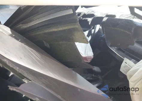 2025 Kia K4 Lxs z USA, uszkodzony, nr VIN 3KPFT4DE2SE034594